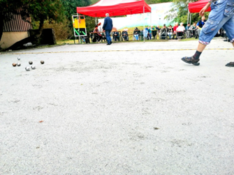 Zdjęcie_nr_16_przedstawia_kadr_z_rozgrywek_w_boule.png