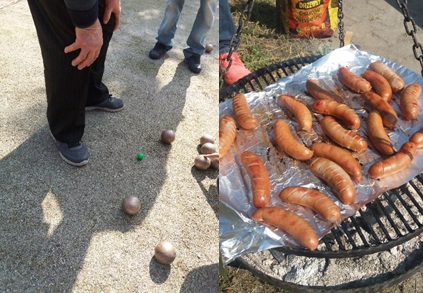  Na zdjęciu widać mieszkańca grającego w metalowe kule oraz kiełbaski z grilla